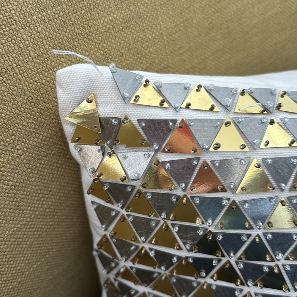 West Elm decorative pillow - Picture 5 of 6